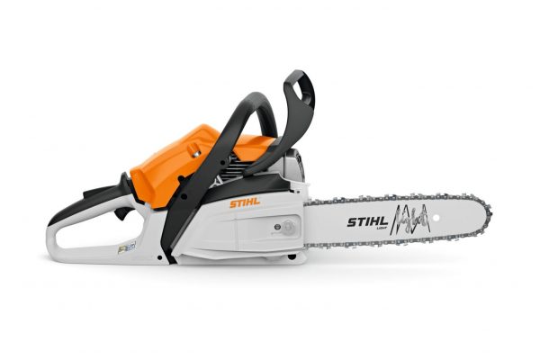 Tronçonneuse d'élagage de la marque STIHL